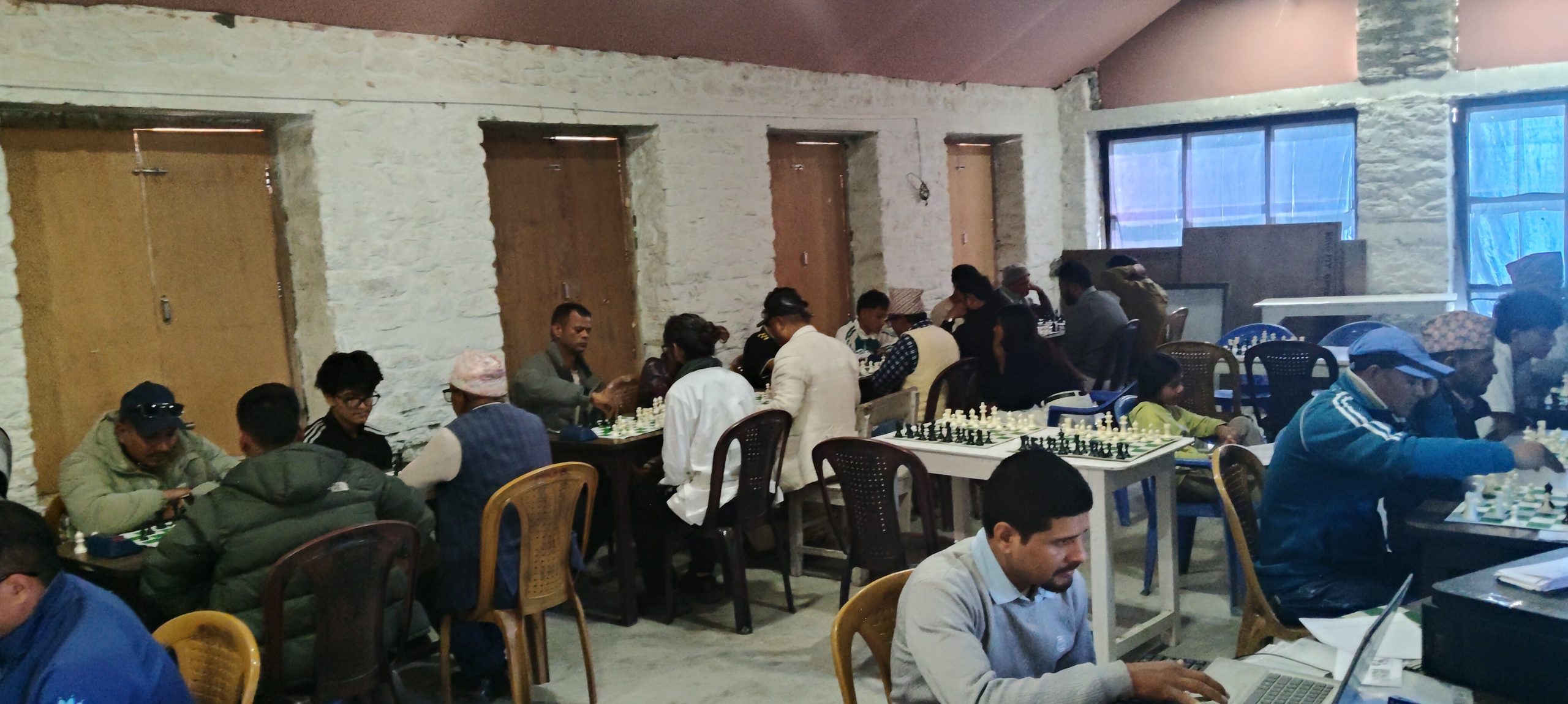 डाेल्पाकाे दुनैमा भएकाे बुद्दिचाल खेलकाे तस्विर